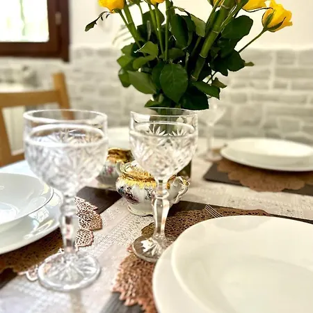 Apartament La Casetta - Casa Indipendente Con Parcheggio Privato *