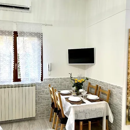 La Casetta - Casa Indipendente Con Parcheggio Privato *